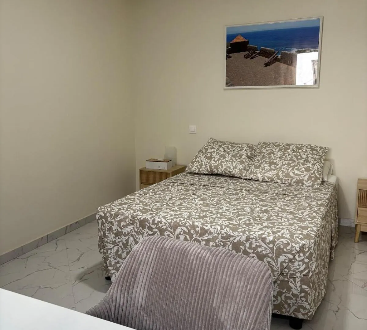 Relax in Praia in comfort