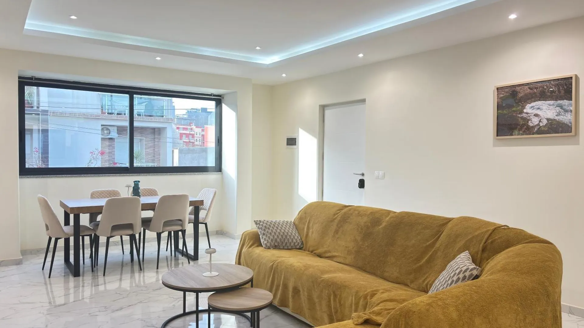 Relax In Praia In Comfort Apartment